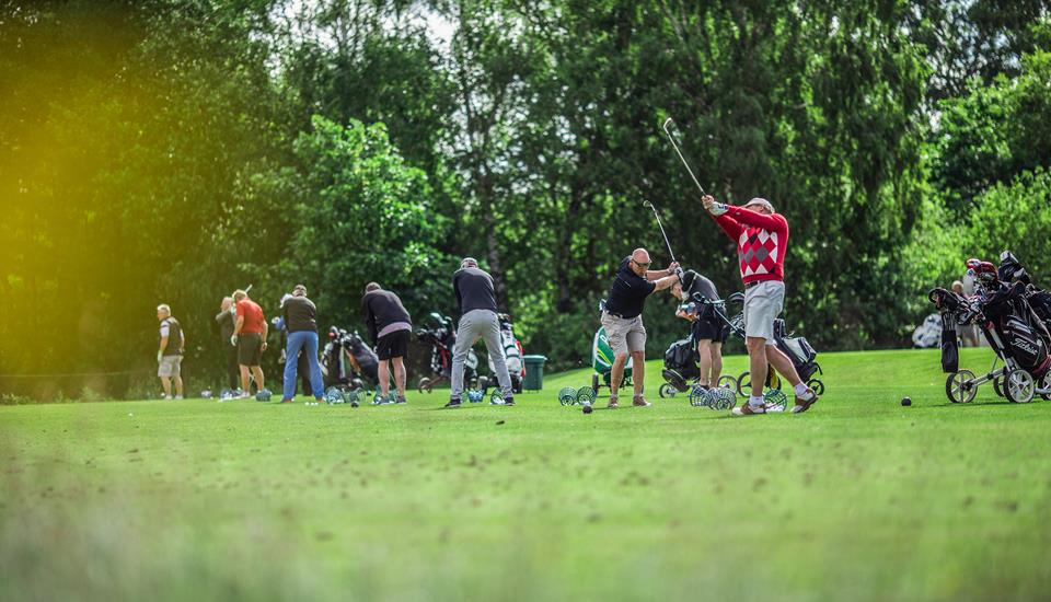 Golfspillere på Lübker Pay & Play bane