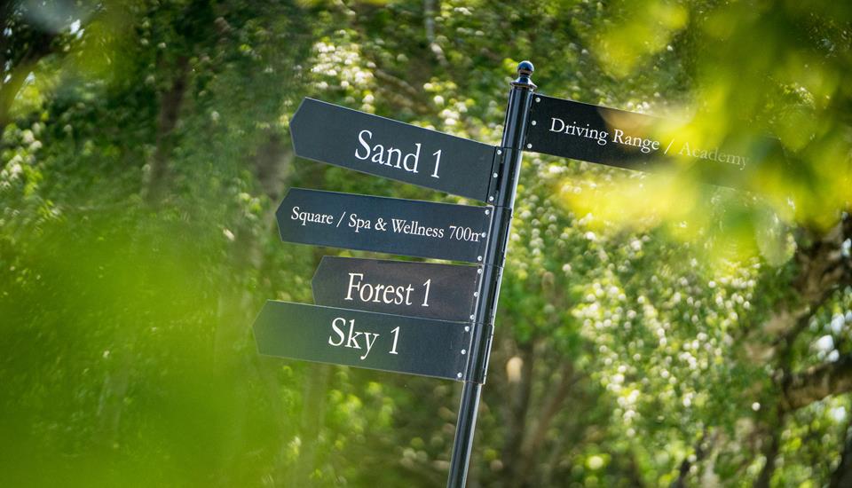 Lübker Golf Course – 27 golfhuller, Sand, Sky og Forest